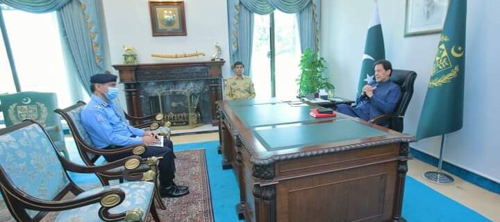 IG Islamabad Qazi Jameel-ur-Rehman called on Prime Minister Imran Khan