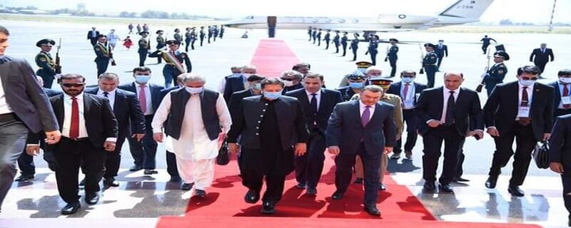 وزیرِ اعظم عمران خان دو روزہ دورے پر دوشنبے تاجکستان پہنچ گئے ہیں.