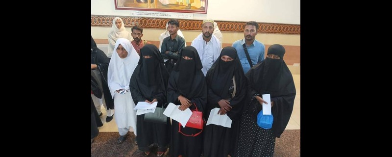 ملتان.عمرے کی آڑ میں بھیک مانگنے کی خاطر سعودی عرب جانیوالے مسافروں کو آف لوڈ کر دیا گیا