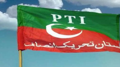 پشاور میں پی ٹی آئی کارکنان کا وزیراعلیٰ علی امین گنڈاپور اور تحصیل متھرا چیئرمین کے خلاف احتجاج