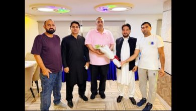 Dinner in honor of Pomi Butt,