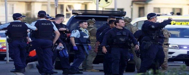 سڈنی: بونڈائی ساحل پر فائرنگ، 15 افراد ہلاک حملہ آور باپ بیٹا نکلے